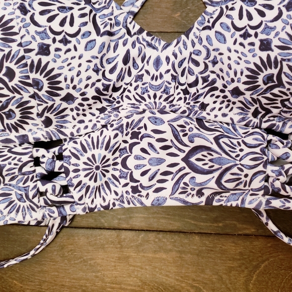 BNWT ~ Jessica Simpson Printed Bralette Bikini Set - Picture 9 of 13